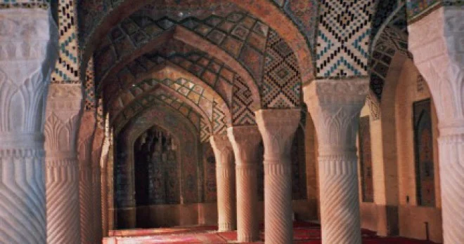 Mezquita de Nasir ol Molk